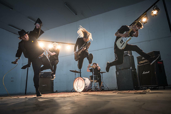 ignore-the-elephant-inlay-01