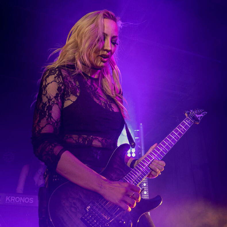 Nita Strauss