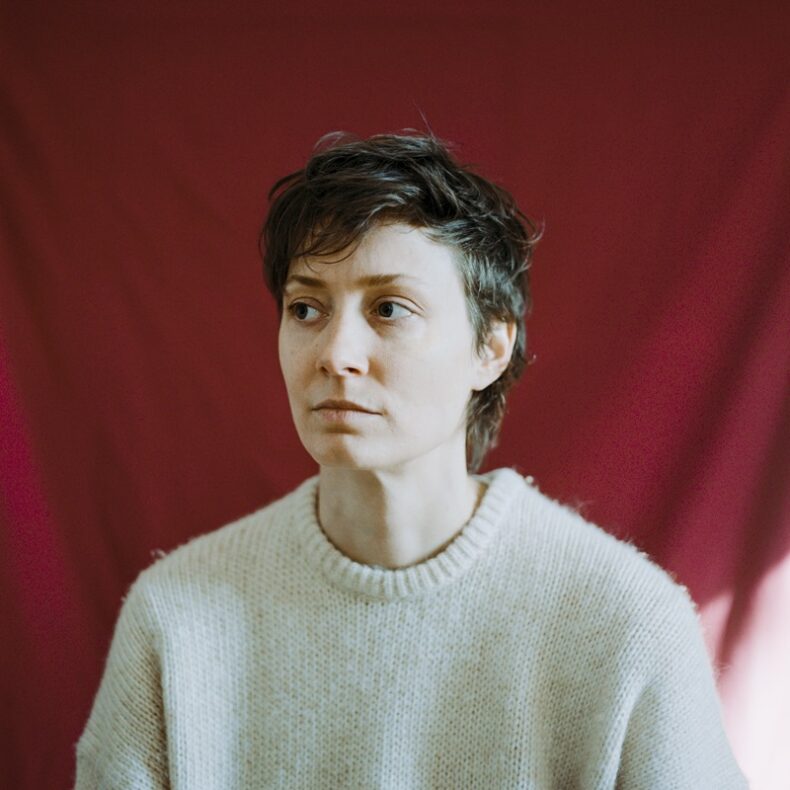 SPILL NEW MUSIC: MO KENNEY – “EVENING DREAM” Mo Kenney