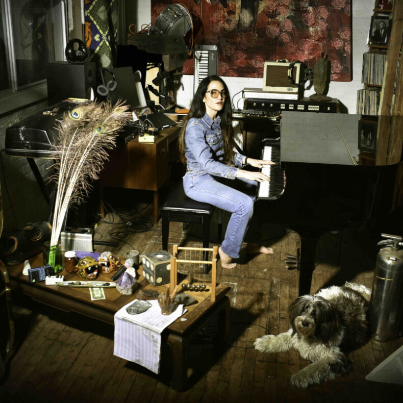 SPILL VIDEO PREMIERE: JOAN AS POLICE WOMAN – “FEED THE LIGHT” Joan As Police Woman